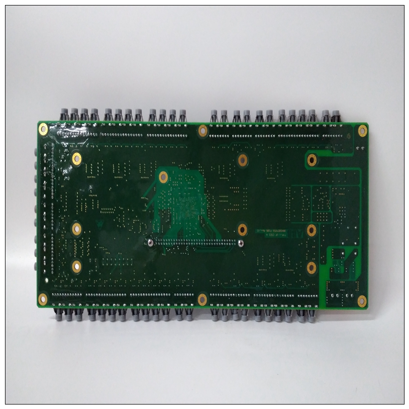 UFC921A101 3BHE024855R0101电源模块(图1) UFC921A101 3BHE024855R0101 -1.jpg