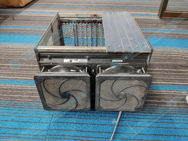 GE  IC698CHS009  控制器模块