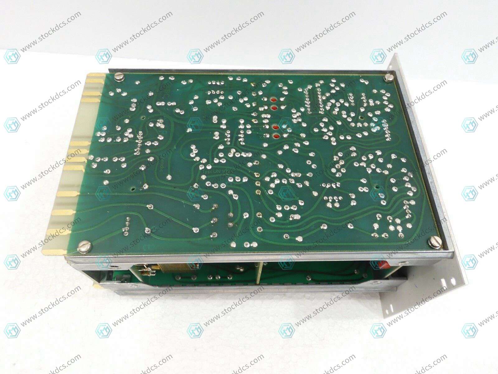 ABB UN1024c-P 远程终端模块 (图1) e89a5ac52f682264c05ede9307dea24f_3-24020614542Y47.jpg