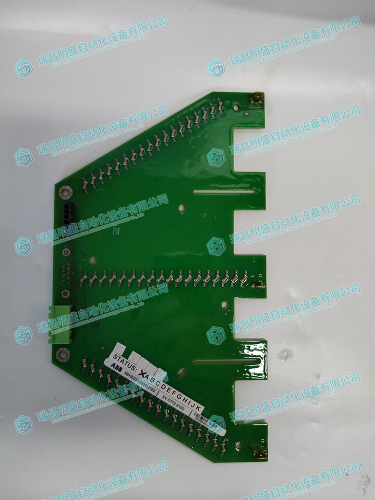 3BHE032285R0101  控制器模块