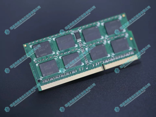 Crucial CT102464BF160B 内存模块(图1) Crucial CT102464BF160B .webp (2).jpg