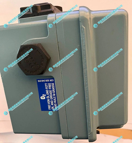 FOXBORO SRI986-BIDS7ZZZNA阀门定位器(图1) SRI986-BIDS7ZZZNA .webp.jpg