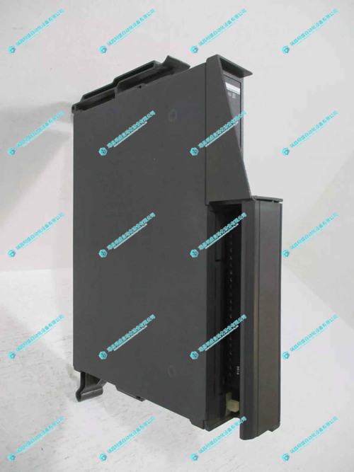 GIDINGS&LEWIS 502-03810-02逻辑控制器(图1) giddings_lewis_502-03810-02_pic900_ttl_interface_module_pic_900_plc_2.jpg