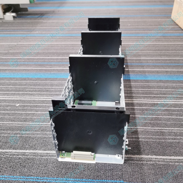 A-B 1756-A17 输入输出模块 (图1) A-B 1756-A17 B (9).jpg